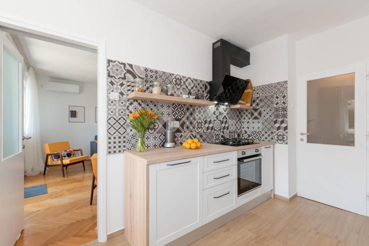 Nona Mileva Apartma *